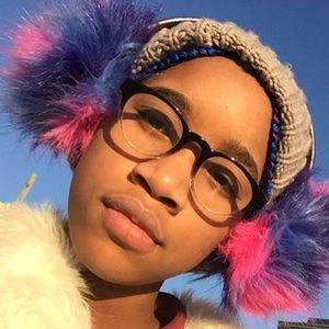 Meet your Posher, Ssyriana